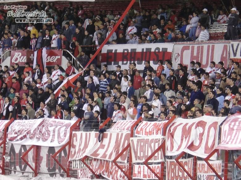 River Plate vs Junior (LIB 2005) 9